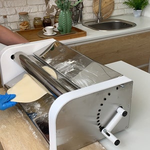 Dough sheeter manual, for croissant, rolling pin