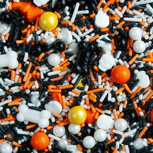 Halloween Sprinkles, Bone Appetit, Treat Decorating, Halloween Sprinkle Sample, Eyeball Sprinkles, Edible, Halloween Baking, Cake Decorating