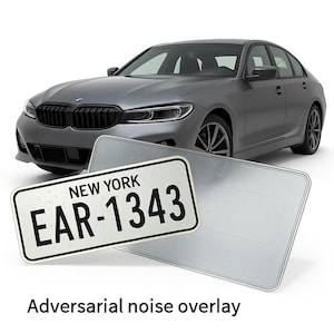 Puede incluir: Un sedán gris con una placa de matrícula de Nueva York que dice "EAR-1343". La placa es blanca con letras negras. El texto "Adversarial noise overlay" está en la parte inferior de la imagen.