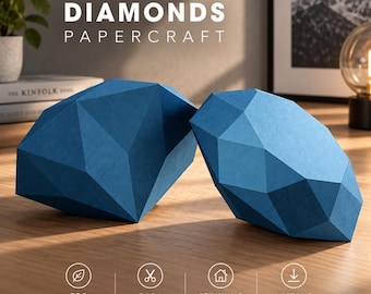 Może przedstawiać: Dwie niebieskie papierowe rzeźby diamentów z geometrycznymi fasetami. Na górze widnieje napis DIAMONDS PAPERCRAFT. Poniżej znajdują się cztery okrągłe ikony z tekstem PDF TEMPLATE, EASY TO MAKE, STUNNING DECOR oraz INSTANT DOWNLOAD.