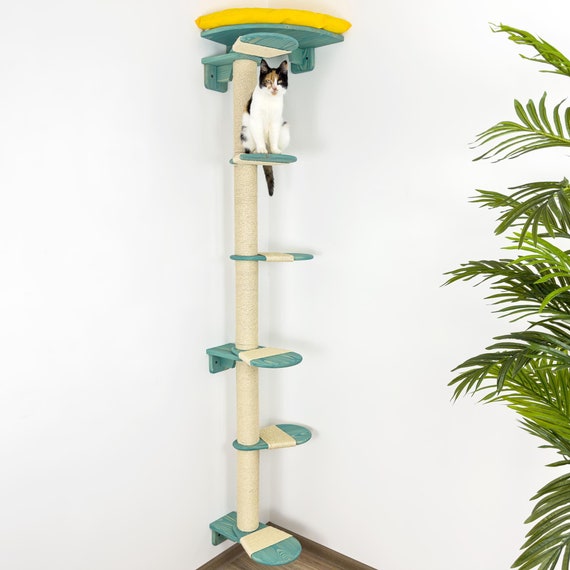 Pine Wood Cat Climbing Tree: Corner Bed & Sisal Scratcher