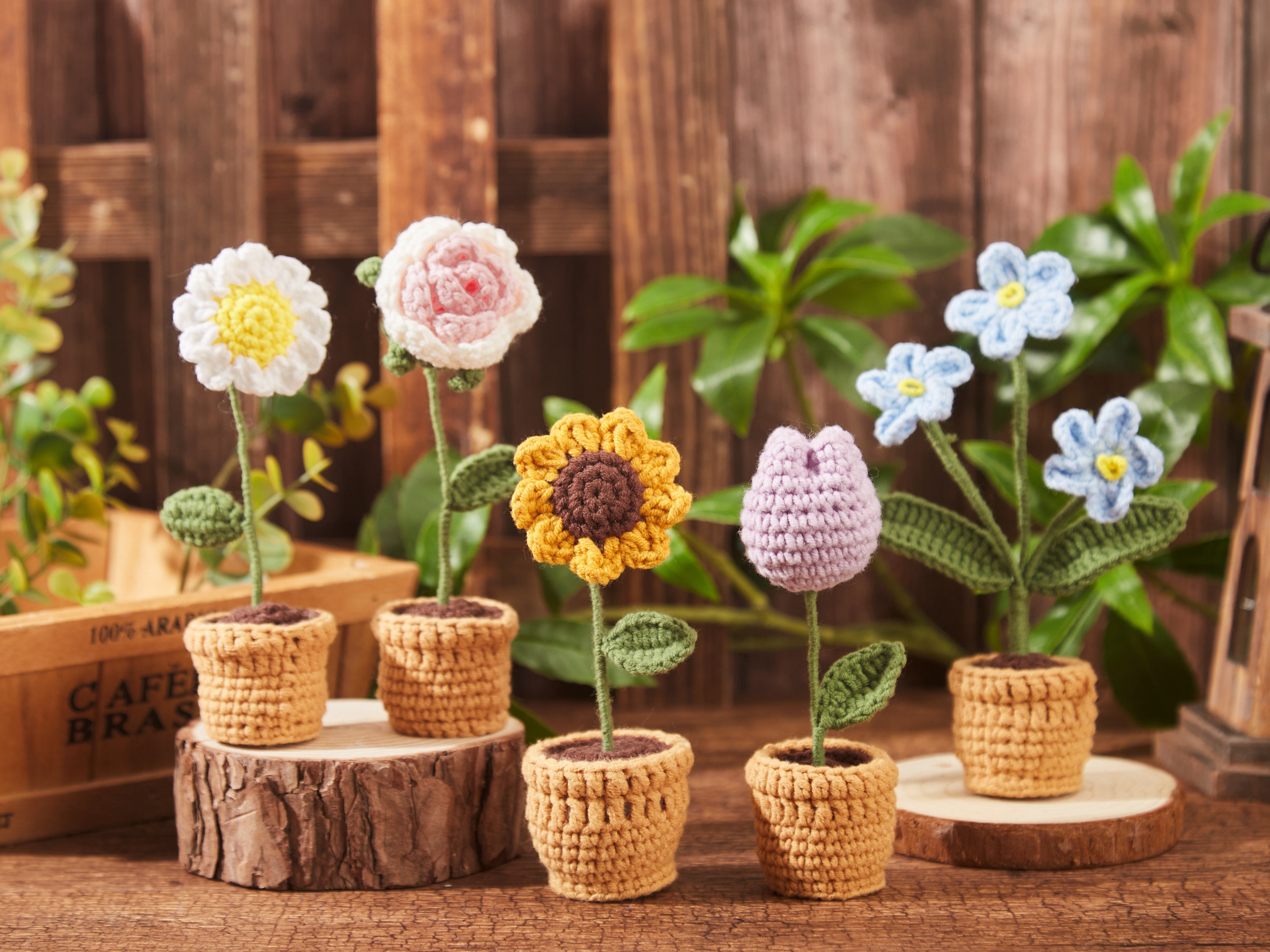 Kaufe Gestrickte Blume, realistische künstliche Blumen, pflegeleichte  Häkelblumen-Topfpflanze für Heimdekoration