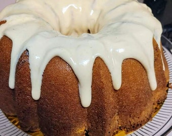 Uncle Ray's Buttery Cinnamon Roll Coffee Cake