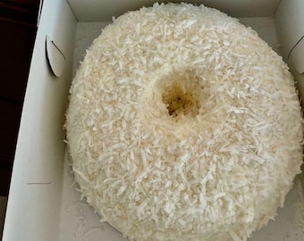 Tom Cruise Coconut white chocolate cake