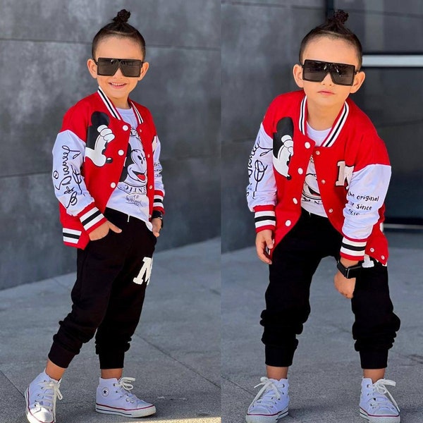 Mickey Mouse Boys Clothing Set: Trendy Boys and Baby Clothing Fashion for the Little Explorer