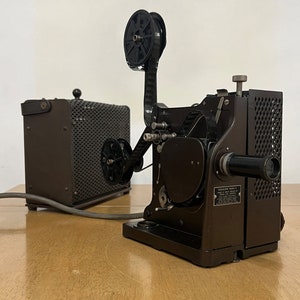 Kodak 16mm Projector -  UK