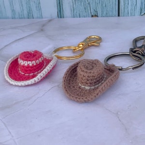 Patron au crochet chapeau de cowboy porte-clés au crochet Patron pour mini chapeau de cowboy Patron au crochet Chapeau de cowboy au crochet cadeau bricolage rapide Patron au crochet facile