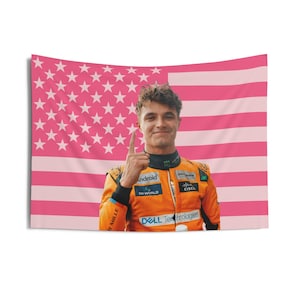 Tapiz con la bandera estadounidense rosa de Lando Norris, decoración estética de la habitación, decoración divertida de la habitación, regalo de Lando Norris