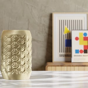 Geometric Vase 3D-Printed – Modern Textured Planter – Minimalist Home Decor – Unique Flower Pot – Stylish Eco-Friendly Design, Decoration