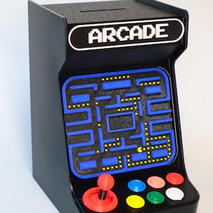 Retro Arcade Piggy Bank 3D Printed – Gaming Coin Bank – Vintage Arcade Decor – Unique Gamer Gift – Fun Savings Box – Game Room Decor, Art