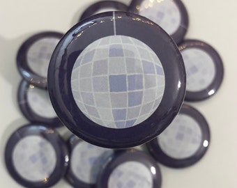 Badge boule à facettes / boule disco, 44 mm