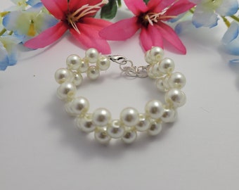 Luxurious Exquisite Elegant Faux Pearl Beaded Bracelet Dazzling Elegance for Every Outfit Stylish Perfect Gift for Her