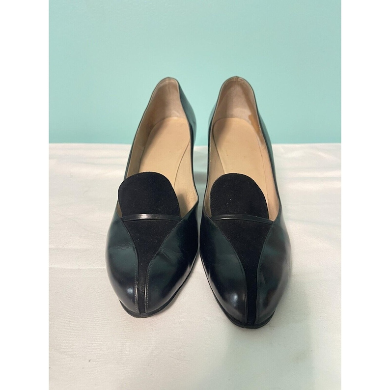 60s Vintage Stiletto Pumps Heels Size 7.5 Narrow Black Leather And Suede S-254 image 1