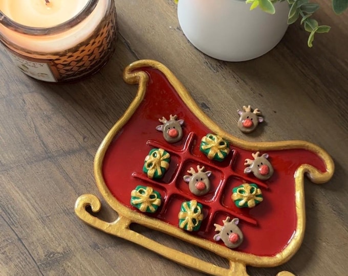 Santa’s Sleigh Tic Tac Toe Board, Christmas Game, Handmade Holiday Decor, Reindeer & Present Game Pieces | New Design | Exclusively on Etsy