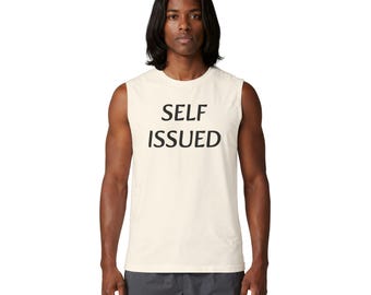 Camiseta de tirantes autoeditada, camiseta de empoderamiento de la identidad, camiseta de tirantes motivacional minimalista, prenda unisex con mensaje de confianza.