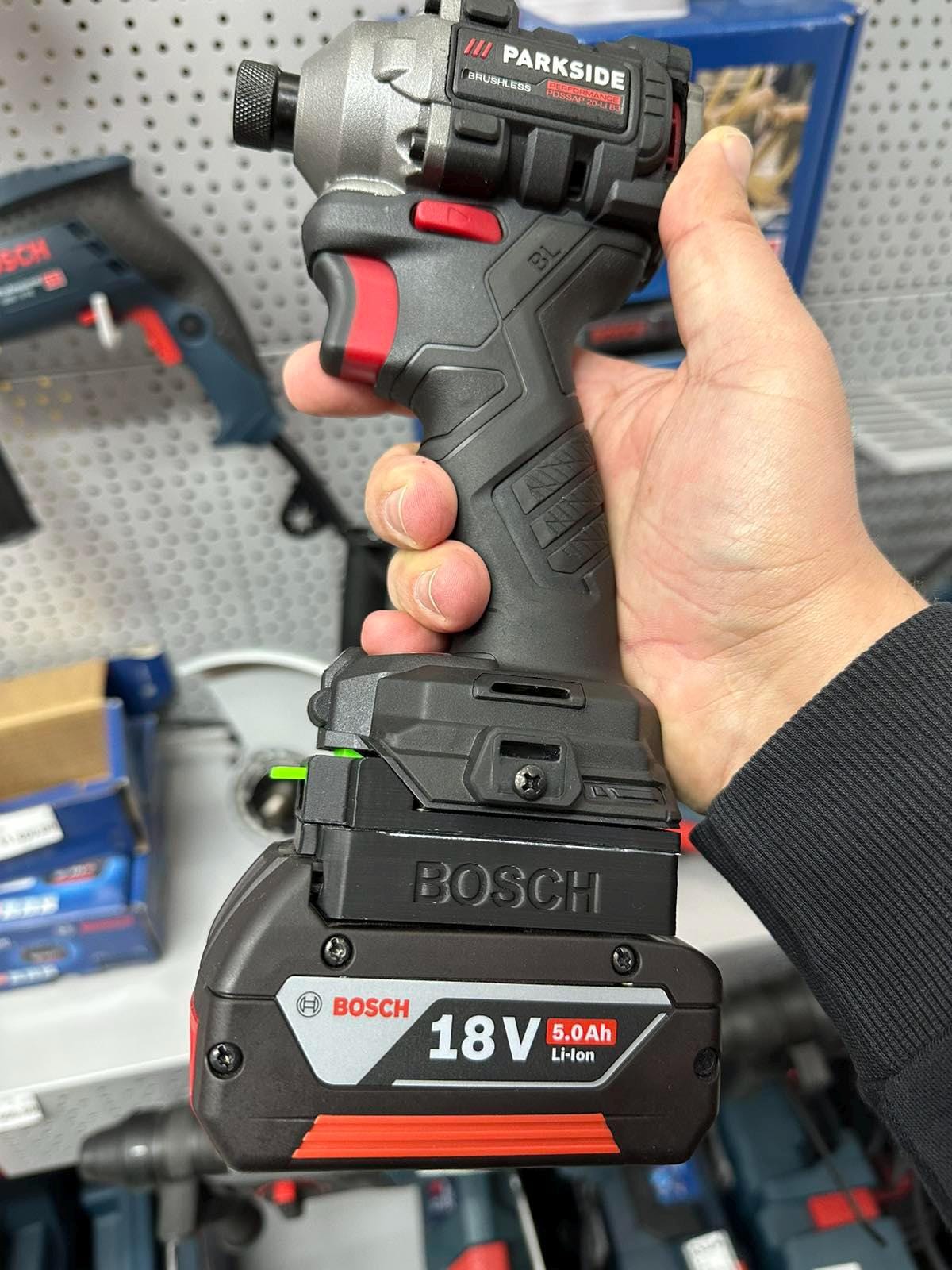 Adattatore per batteria Bosch Professional per utensili Parkside - File STL stampabile in 3D (download digitale)