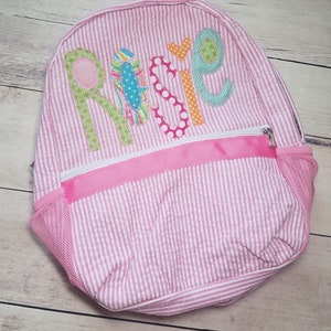 Applikation Name Rucksack - Back to Scool Rucksack - Kleinkind personalisierte Seersucker Rucksack - benutzerdefinierte Name Rucksack - bestickt Seersucker