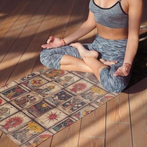Tapis de yoga tarot, tapis d'entraînement antidérapant pour pratiques spirituelles, tapis de méditation, équipement de fitness, tapis décoratif en caoutchouc, lecture de cartes magiques