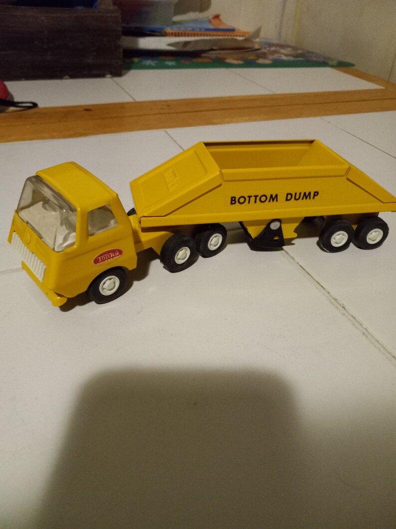 Rouleau Compresseur Tonka – 16,5 Cm, Neuf En Boîte, Jaune Métal