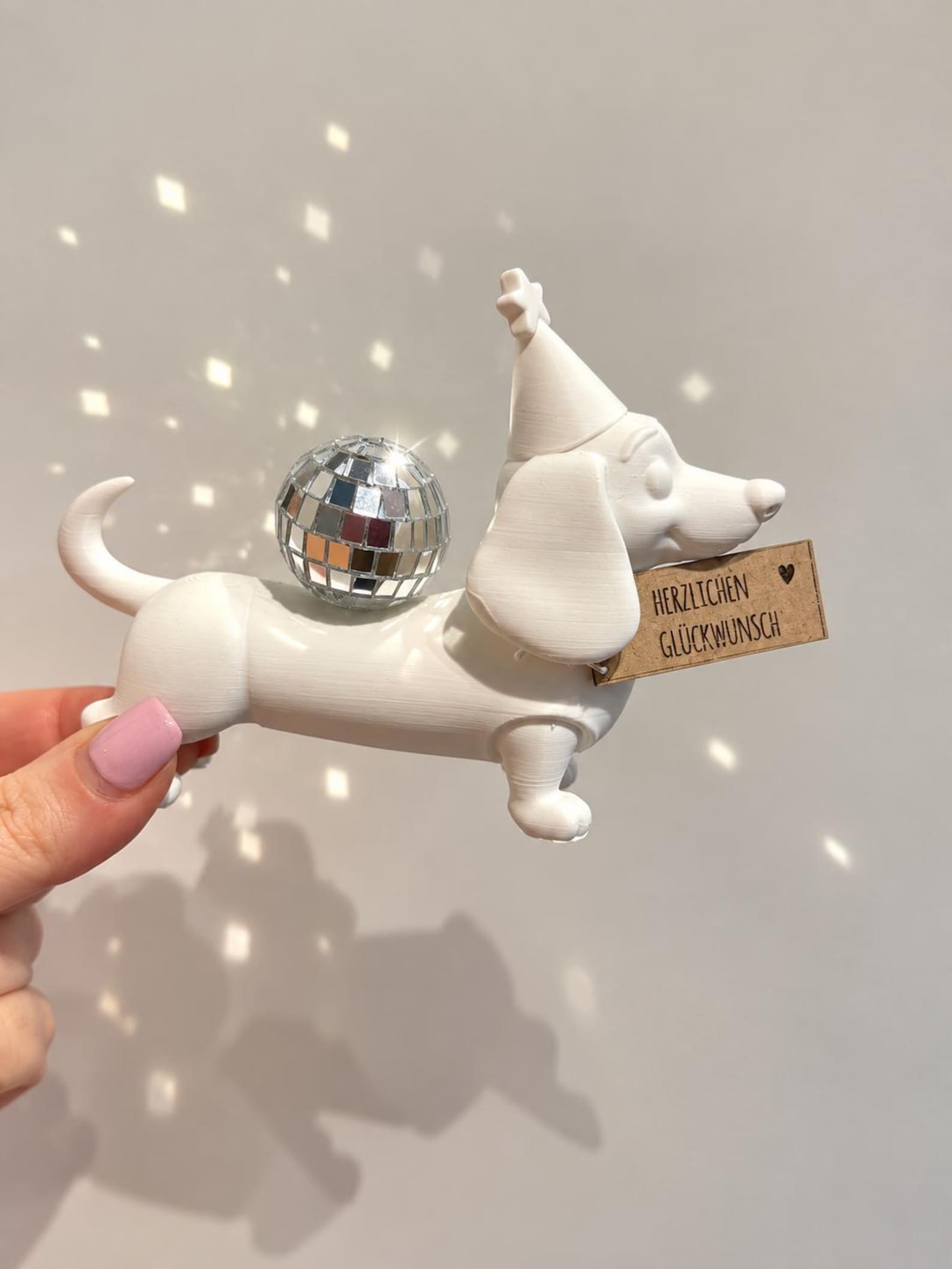 Disco Dackel Figur als ausgefallene Dackel Deko für die Wohnung