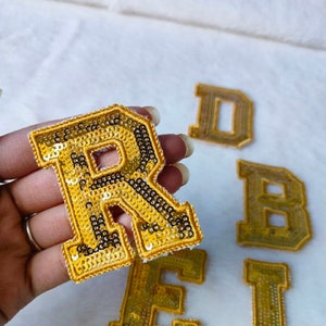 Ouro strass lantejoulas letras a a z ferro em remendos para roupas personalizadas e carta personalizada apliques diy frisado remendo