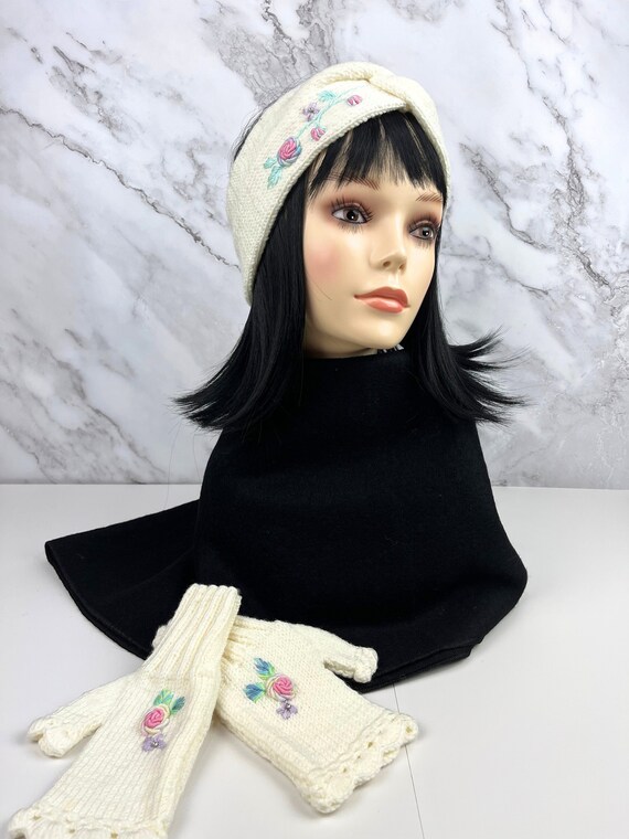 Handmade, Twisted Embroidered Headband and Glove Set, Ear  display picture 1