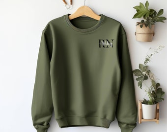 Felpa da infermiera, Felpa RN personalizzata, Studente infermieristico, Regalo per infermiera, Felpa per infermiera, Regalo di laurea per infermiera, Infermiera NICU, Infermiera neo-laurea