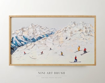 Puede incluir: Una pintura que representa una escena de montaña nevada con esquiadores en primer plano. Las montañas están pintadas en un estilo texturizado con colores blanco, azul y beige. Los esquiadores llevan ropa roja, amarilla y azul. La pintura se titula "NINI ART BRUSH" y "HERITAGE PRINTS ARTISTRY".