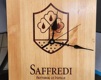 Wine Panel Wall Clock "Saffredi" Rustic Reclaimed Wood Lid "Fattoria Le Pupille" Winery Unique One of a Kind