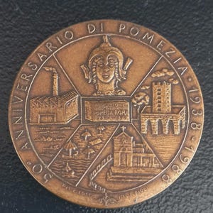 Bronze medal for the 50th anniversary of the city of POMEZIA 1938 - 1988 Lazio Italy