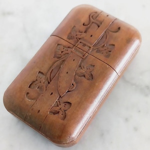 Zigaretten oder Tabak oder Pillenbox Tasche Etui Halter Box in Bakelite geschnitzt Liberty aus 1920er Jahren Made in Italy Tobacciana auch für Geldbörse