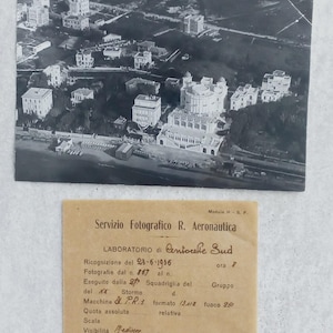 ANZIO Villas Italy Wojskowe Lotnictwo Widok zdjęcie Oryginał z 1936 r. II wojna światowa czarno-biała z kartą Militaria