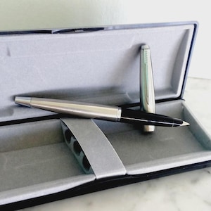 Parker 45 fountain pen in steel Nib size M In gift box