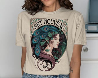 Art Nouveau Peacock Feather Shirt: Elegant Vintage Art Tee