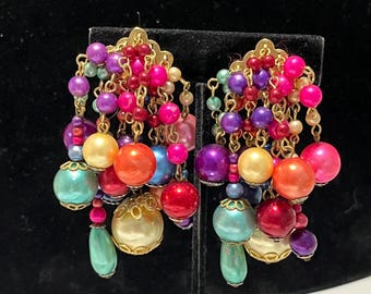 ORENA CLIPS; Ravissante Paire de Boucles d'Oreilles en Fleurs Signée Orena, Vintage Années 1980, Pour Elle, Collection Bijou Français Signé. - France