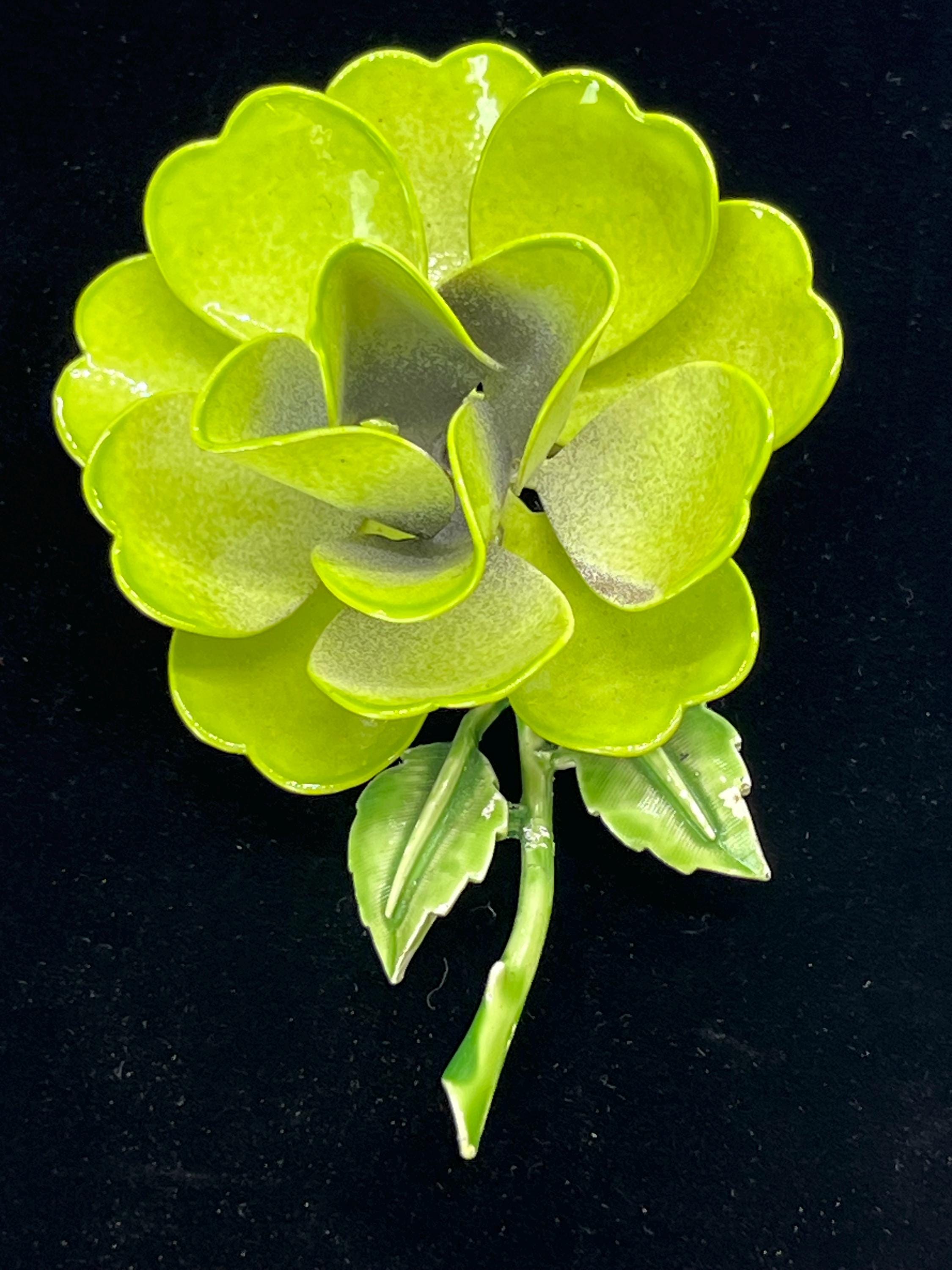 60s Green Flower Pin - Etsy