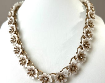 Vintage, White Plastic Flower, Link Necklace with Rhinestone Accents, gold tone links and adjustable closure