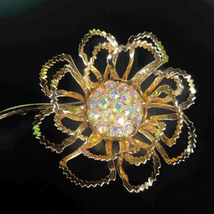 1968 Sarah Coventry ALLUSION Gold Clear AB Rhinestones Flower Floral 3D Brooch Pin