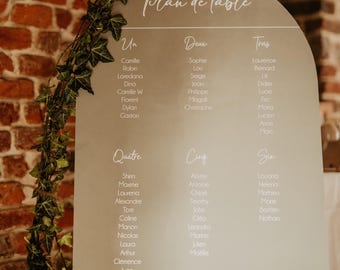 Wedding seating plan, personalized seating plan, arch seating plan