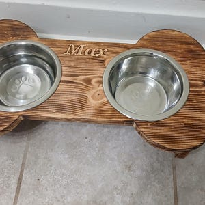 Personalized Raised Dog Bowl Feeding Station – Burnt Pine Wood | Custom Pet Feeder for Dogs