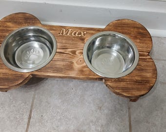 Personalized Raised Dog Bowl Feeding Station – Burnt Pine Wood | Custom Pet Feeder for Dogs