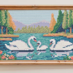 Swan Family: Cross stitch Pattern