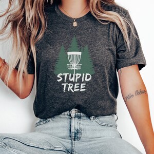 Dummer Baum Disc Golf Shirt | Lustiges Disc Golf Tee | Tolles Geschenk für Disc Golfer | 0499 Bild 3