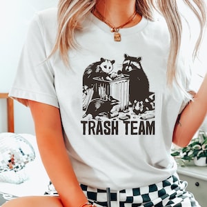 Trash Team Possum wasbeer T-shirt, meme wasbeer shirt, geweldig cadeau voor liefhebbers van opossum en wasbeer | 0448
