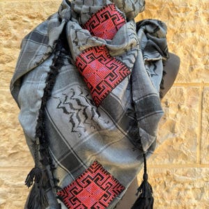Hareer handmade Kuffiyeh scarf (Made in Palestine)