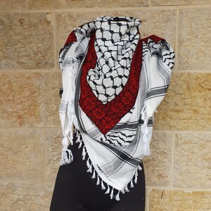 Unique Hirbawi handmade Kuffiyeh scarf (can be worn on both sides)