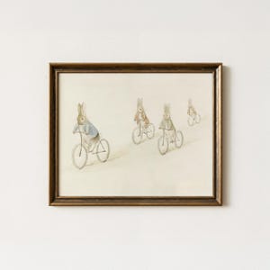Coelhinhos Vintage em Bicicletas | Arte para Quarto de Bebê no Estilo Peter Rabbit | Decoração para Quarto de Bebê | Ideia de Presente com Tema de Coelhinhos | Download Digital