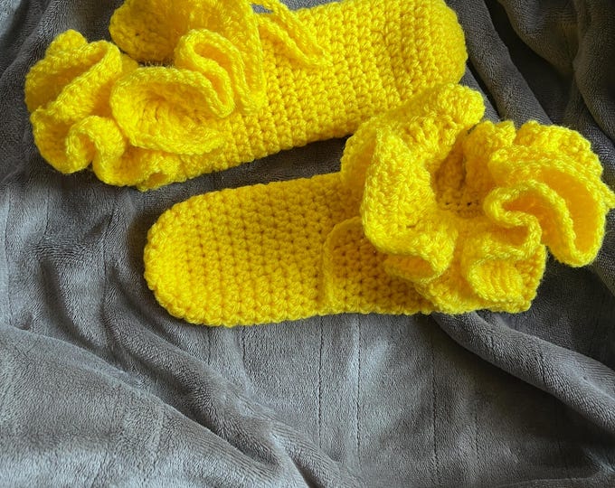 Featured listing image: Crochet Ruffle Socks