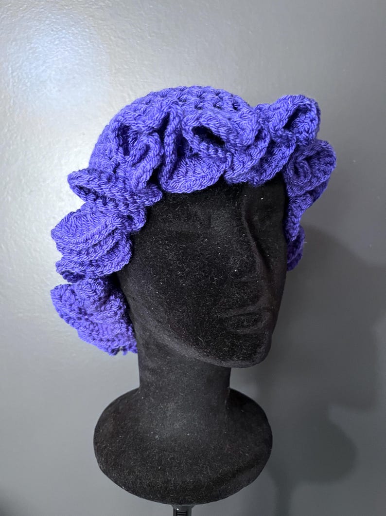 Basic Ruffle Hat image 10