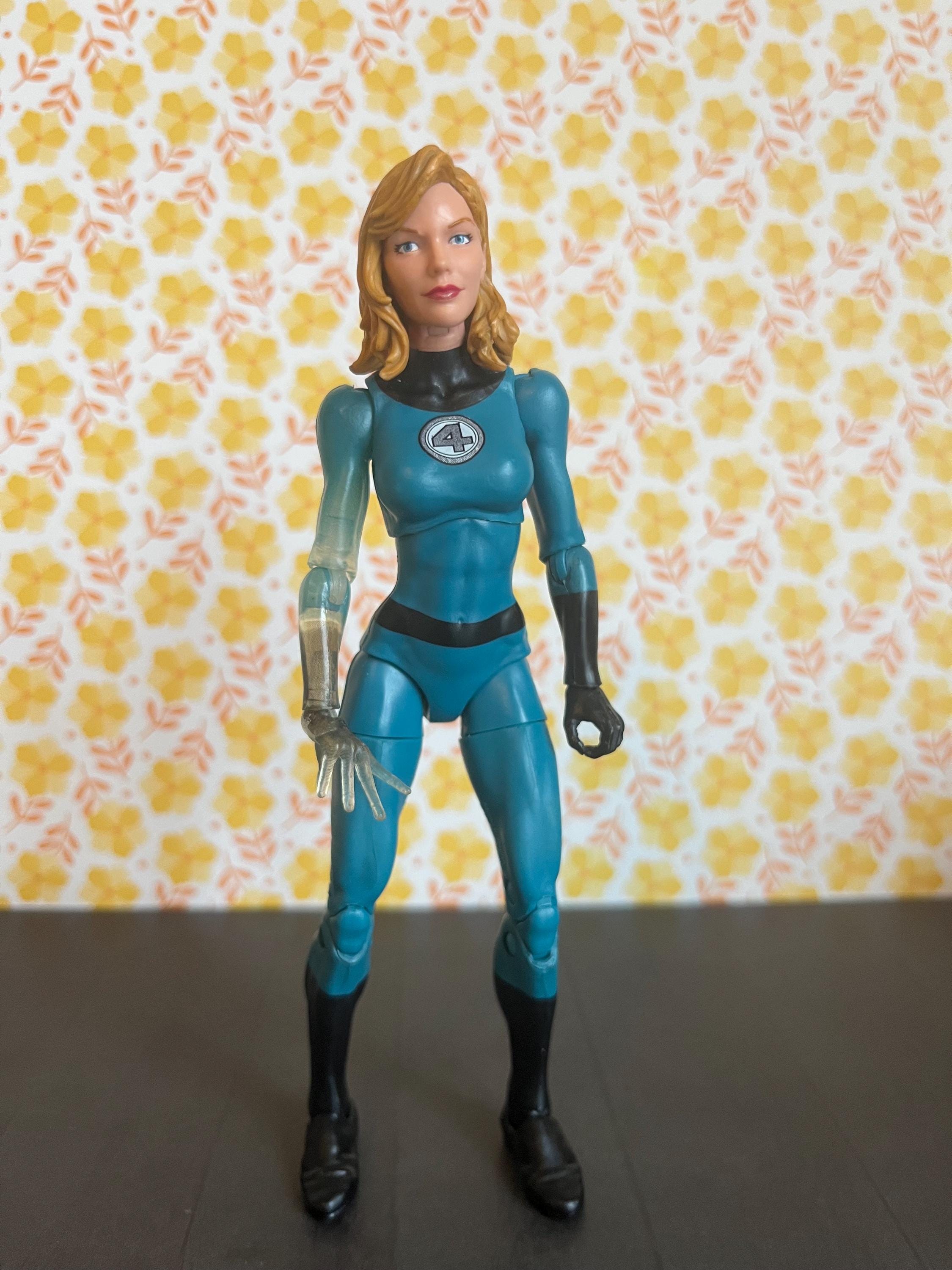 Marvel Legends Invisible Woman 6” Action Figure - Etsy